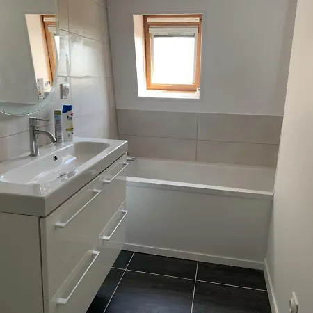 Fort-mahon-plage: Duplex 2 Chambres, Parking, Balcon, A Proximite - Fr-1-482-86 Appartement